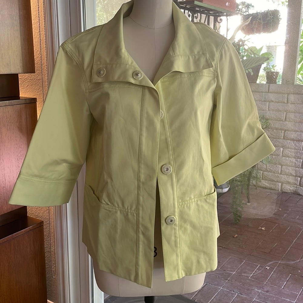 Lafayette lime yellow jacket.